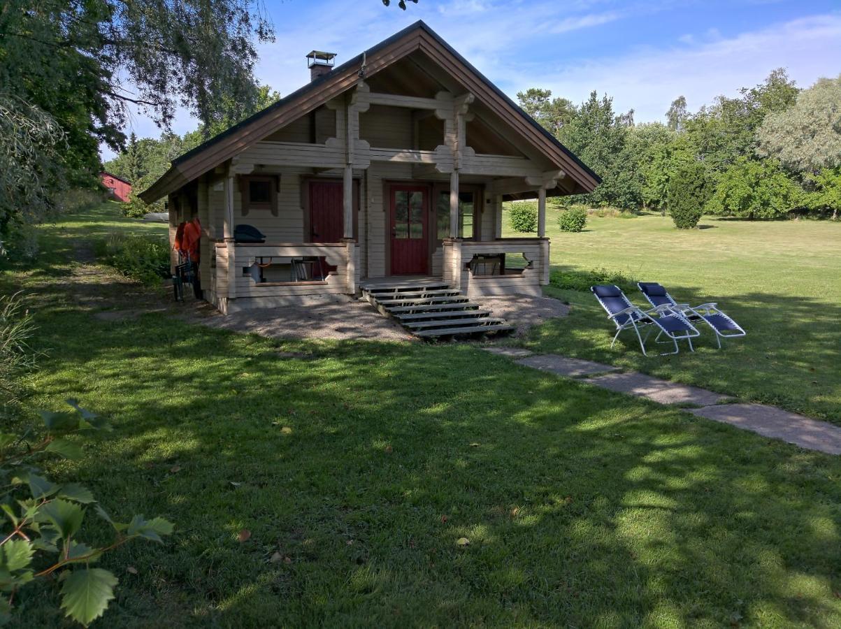 Paeivaekulma Vila Naantali Exterior foto
